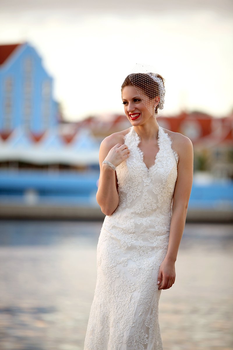 bride in curacao