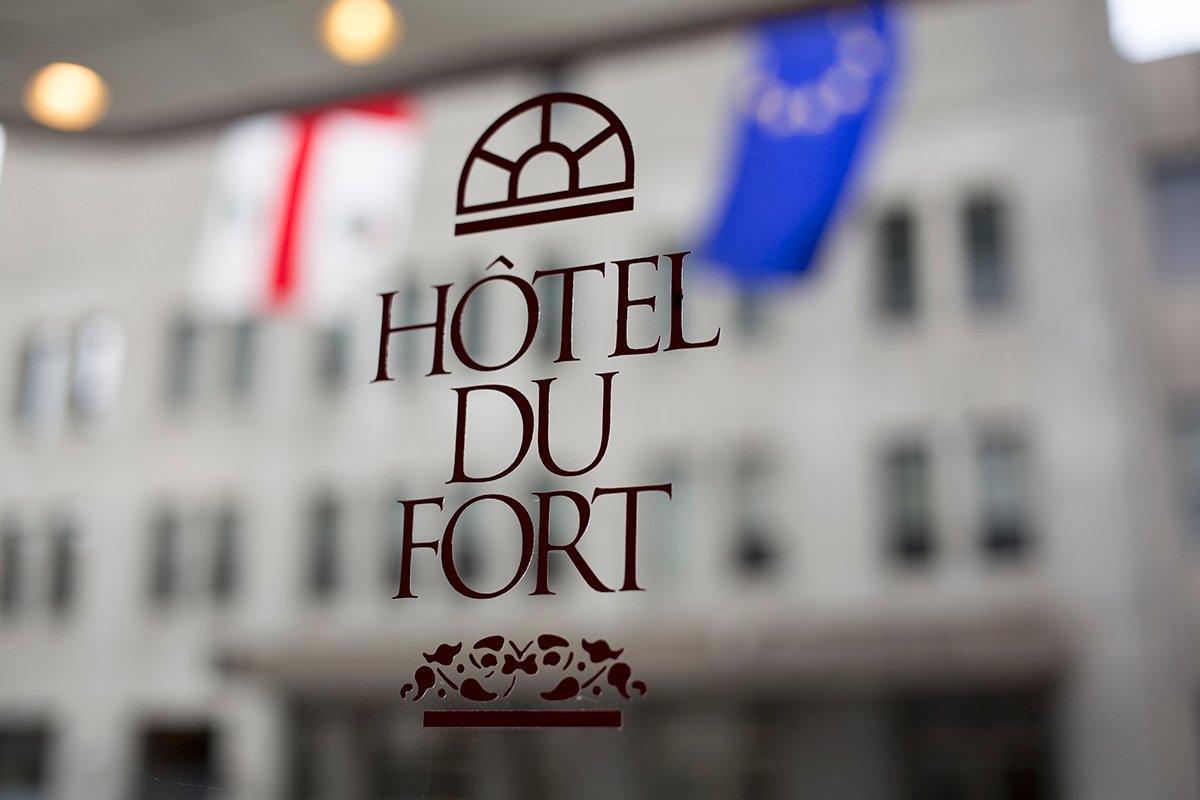 hotel sign