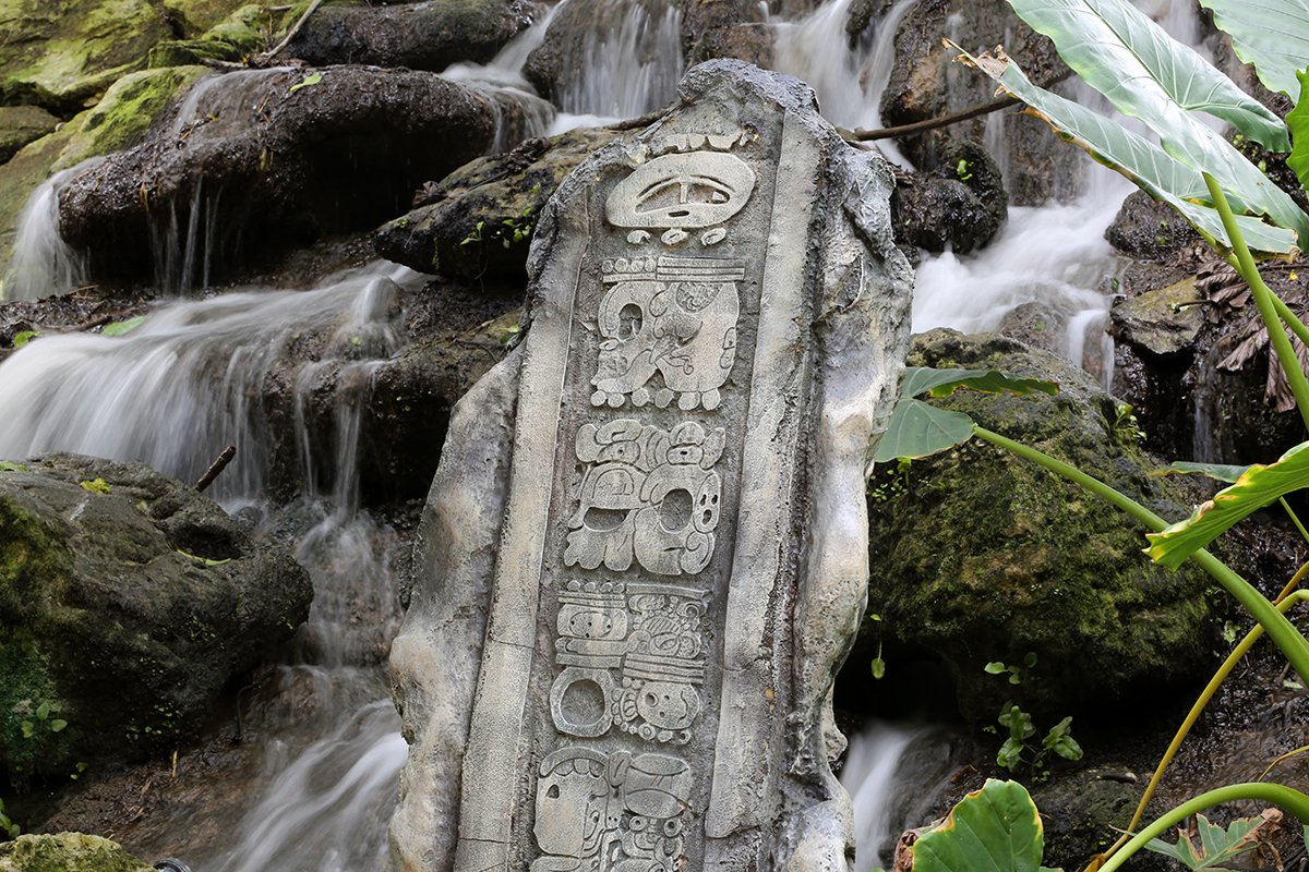 xcaret monument